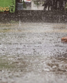 Những lưu ý khi xây nhà vào mùa mưa? Ưu điểm và nhược điểm